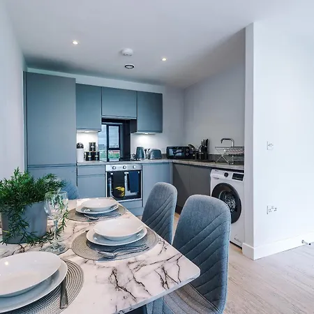 Luxury 1br Self Check-in 10mins To Centre * Μάντσεστερ