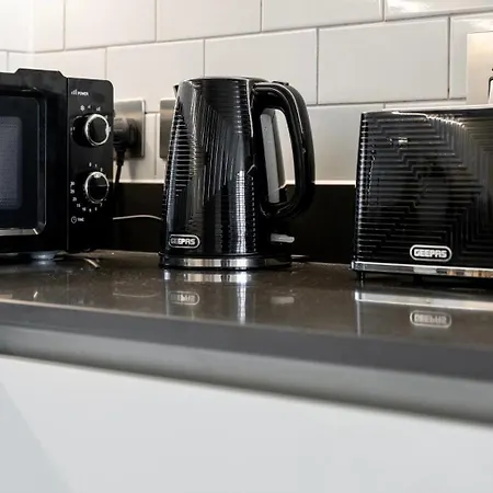 Apartamento Center 28 Day Perks From May, Family And Business Travel Hideaway,parking, Walking Distance To Amenities *