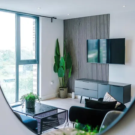 Luxury 1br Self Check-in 10mins To Centre * Μάντσεστερ