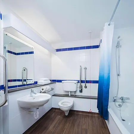 Travelodge Trafford Park 호텔 맨체스터