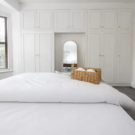 Villa Modern 4 Bedroom Victorian Private Detached Close To