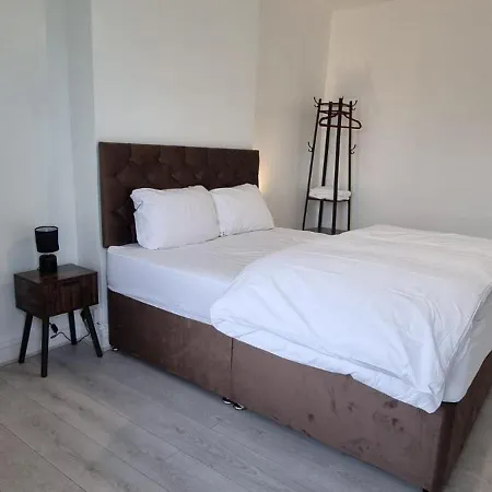 ヴィラ Modern 4 Bedroom Victorian Private Detached Close To