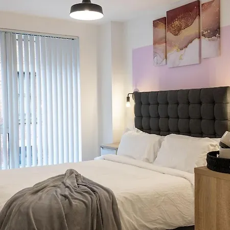 公寓 Modern 2 Bed - Next To Ao Arena & Picadilly Station - - Parking & Local Transport Links