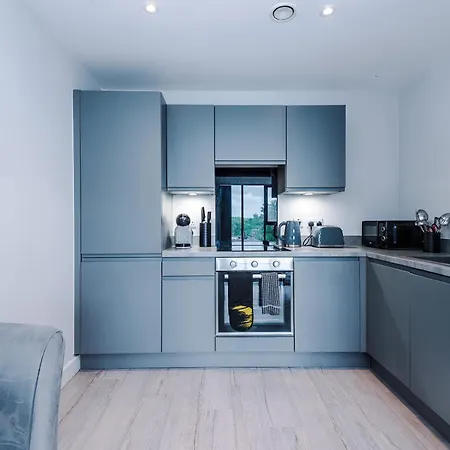 Stylish 1-bed Fast Wi-fi Easy Access To マンチェスター