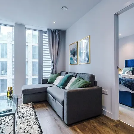 Centre, Luxury Apartment, Gym شقة