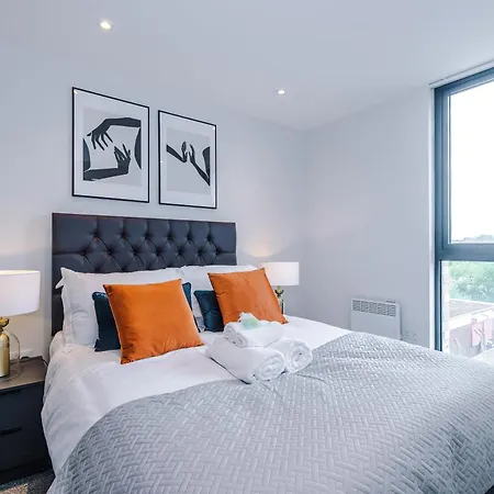 Stylish 1-bed Fast Wi-fi Easy Access To マンチェスター
