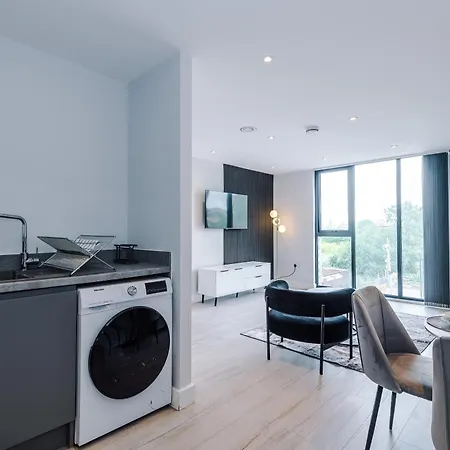 아파트 Stylish 1-bed Fast Wi-fi Easy Access To *
