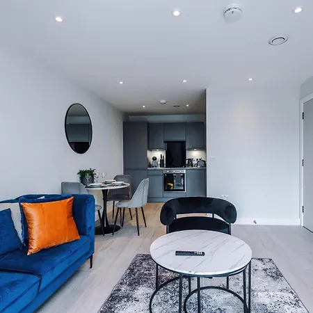 Stylish 1-bed Fast Wi-fi Easy Access To * 맨체스터
