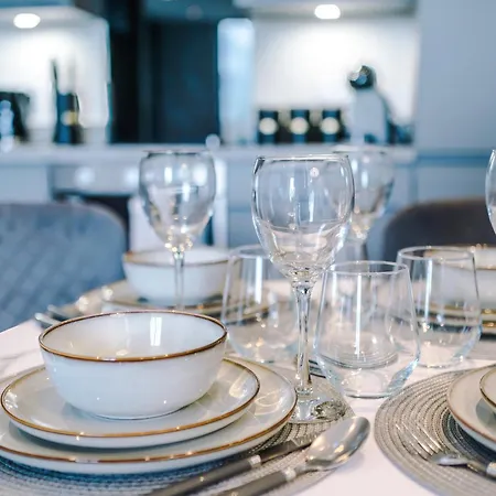 Διαμέρισμα Modern 2br Parking Great Location & Amenities *