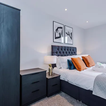 Stylish 1-bed Fast Wi-fi Easy Access To マンチェスター