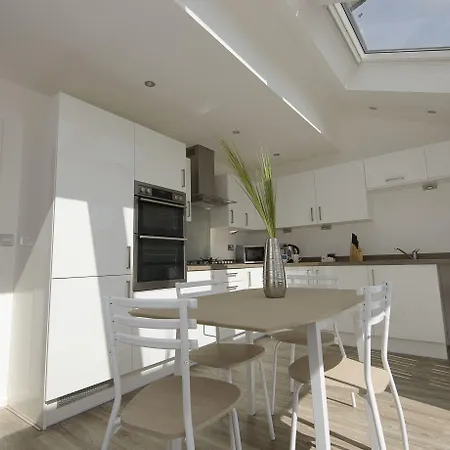 Riverside Villas Вилла Манчестер