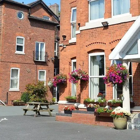 Westlynn Hotel & Apartments Free Parking Near Manchester Centre Hotel