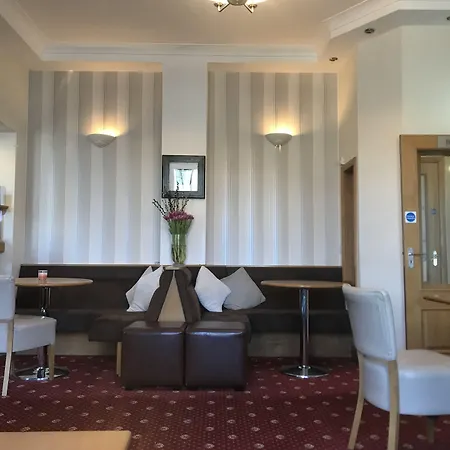 Hotel Westlynn Hotel & Apartments Free Parking Near Manchester Centre 3*