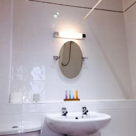 Szálloda The Westlynne &