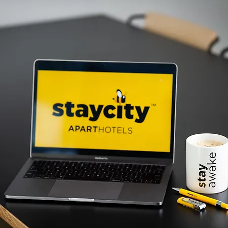 Staycity Piccadilly Apartahotel 4*