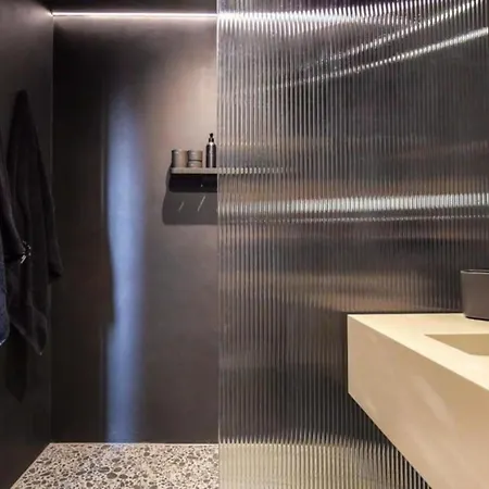 Apartman Noir By The Heim