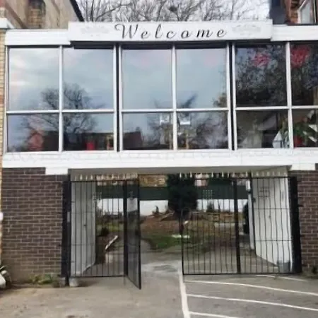 Hotel The Fallowfield 2*