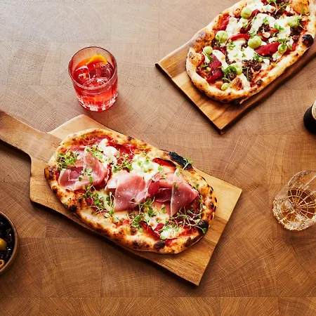 Hyatt Regency Hotel 4*