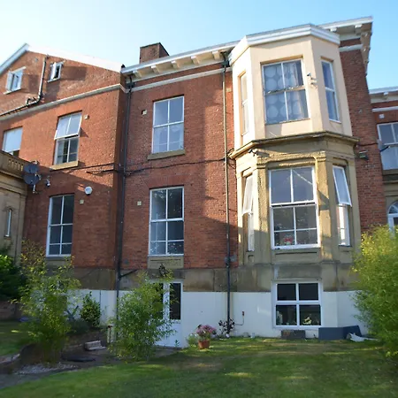 Queens Guest house 3*