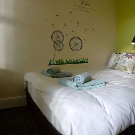 Birchfields 3* Манчестер