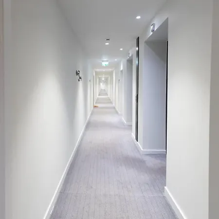 Park View 3 Bed Ensuite Only 5 Min Walk To Arndale