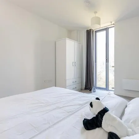 شقة Park View 3 Bed Ensuite Only 5 Min Walk To Arndale مانشستر
