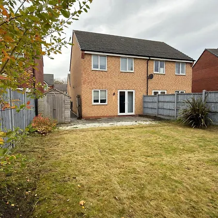 Holiday home Lapford Luxe - Stylish 3bdr By Etihad And Coop Live