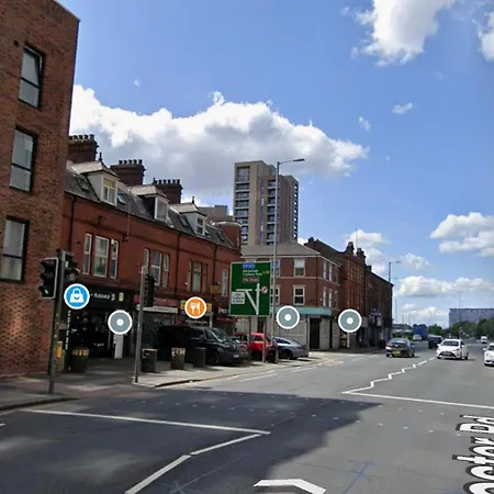 Chic & Modern 2br - Luxury Retreat 公寓 *