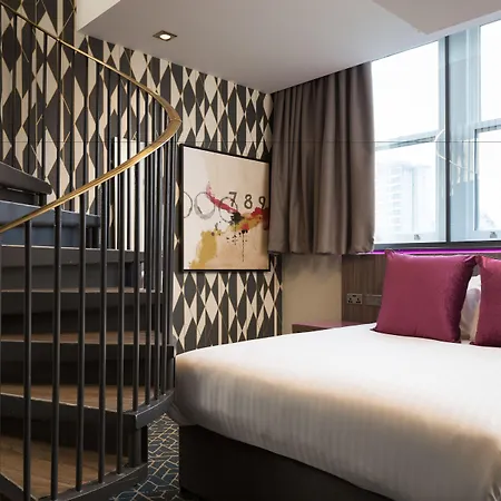 Roomzzz Victoria Mánchester