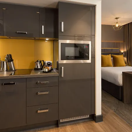 Roomzzz Victoria Apartahotel Mánchester