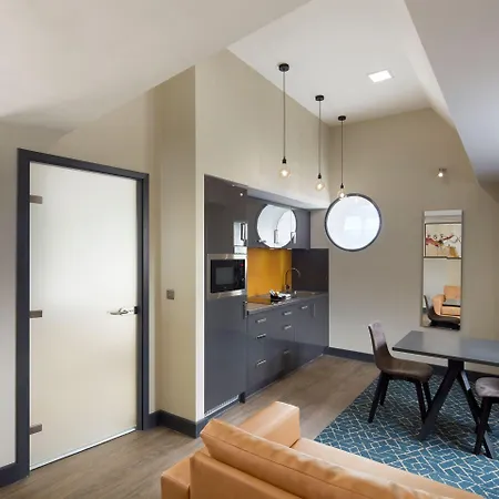 Appart hôtel Roomzzz Victoria