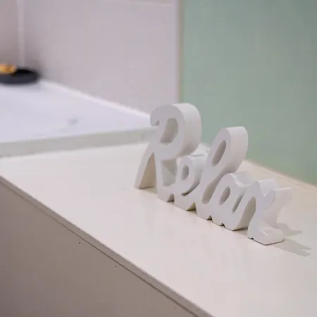 Contractor Near The Centre With Two Free Parking Spaces * מנצ'סטר