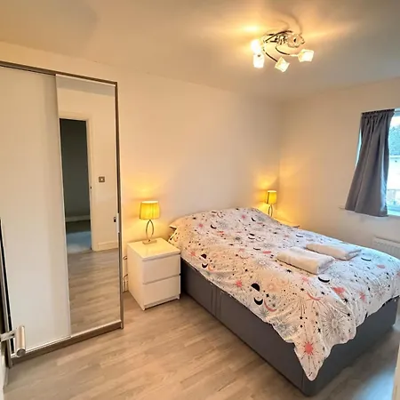 Сasa de vacaciones Great House Close To The Arena