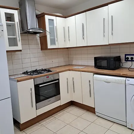 Stretford Guest house