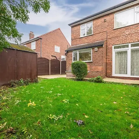 4 Bed Northenden Free Parking מנצ'סטר
