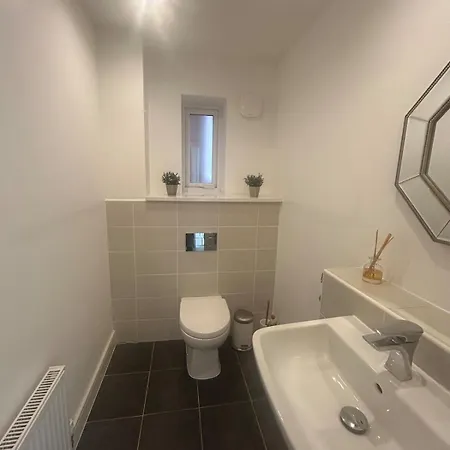 Semesterbostad Great House Close To The Arena Manchester