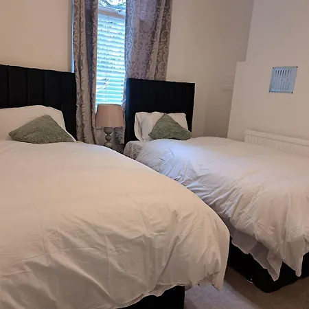 Stretford Guest house *