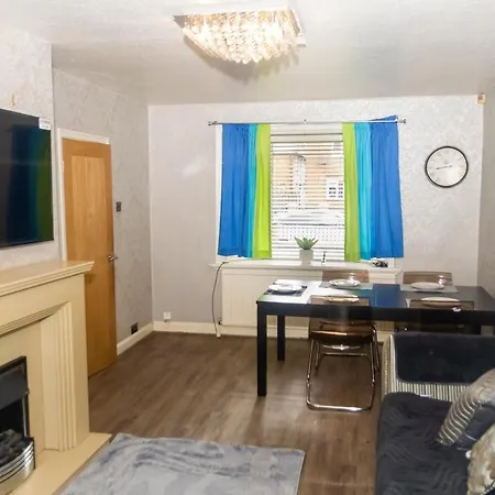 3br By Kammili With Free Parking & Fast Access