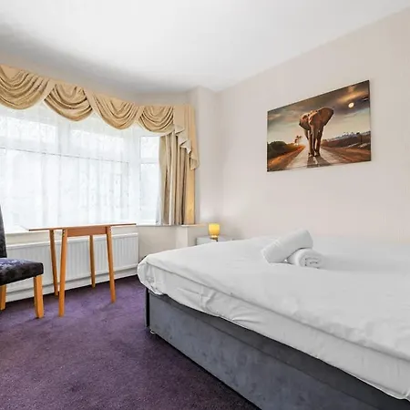 4 Bed Northenden Free Parking Nyaraló