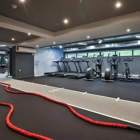 Apartamento For Students Only - Victoria Point In *