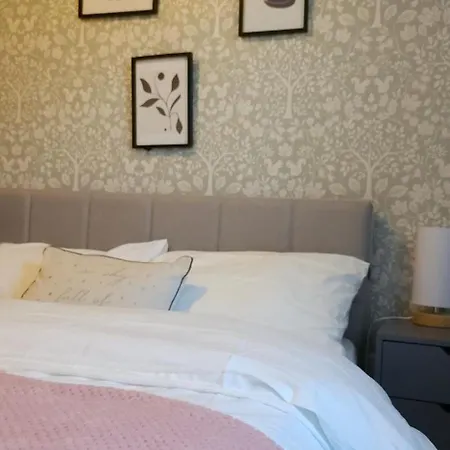 Joyful Management -top Floor With Feel Deco In M16 Mánchester