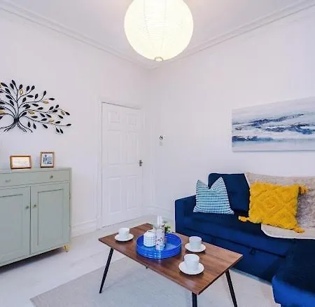 Appartement Sleep7, Pool Table, Ttennis, Free Parking, 3br