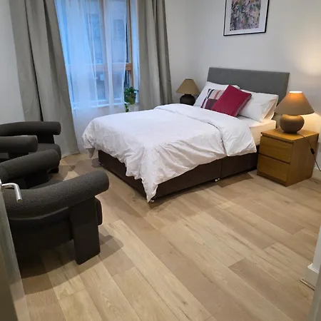 Hacienda - * מנצ'סטר