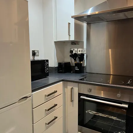 Premium 2br In Centre - Prime Location