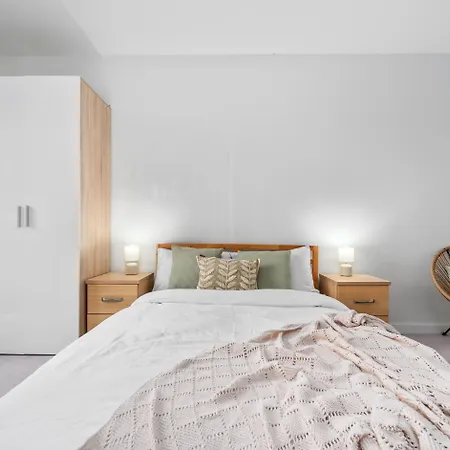 Appartamento Sleeps 5 In Prime Spot Amenities Walking Distance, Business Long-term Travel, Contractor Friendly Manchester