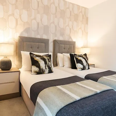 Lovely Abode - Amazing Views - Parking Apartamento Manchester