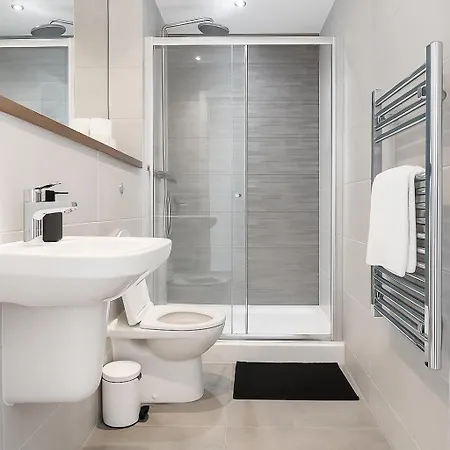 Lovely Abode - Amazing Views - Parking Apartamento Manchester