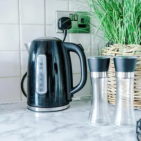 2br Heights Sleeps 7 Parking & Wifi شقة