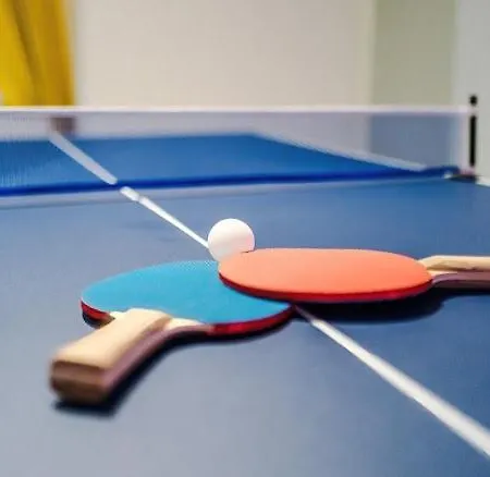 Appartement Sleep7, Pool Table, Ttennis, Free Parking, 3br *