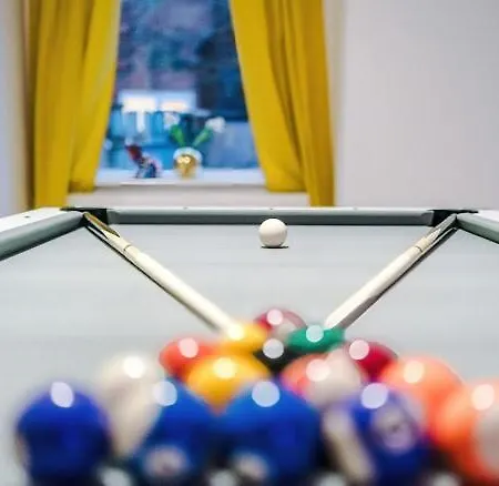 شقة Sleep7, Pool Table, Ttennis, Free Parking, 3br *